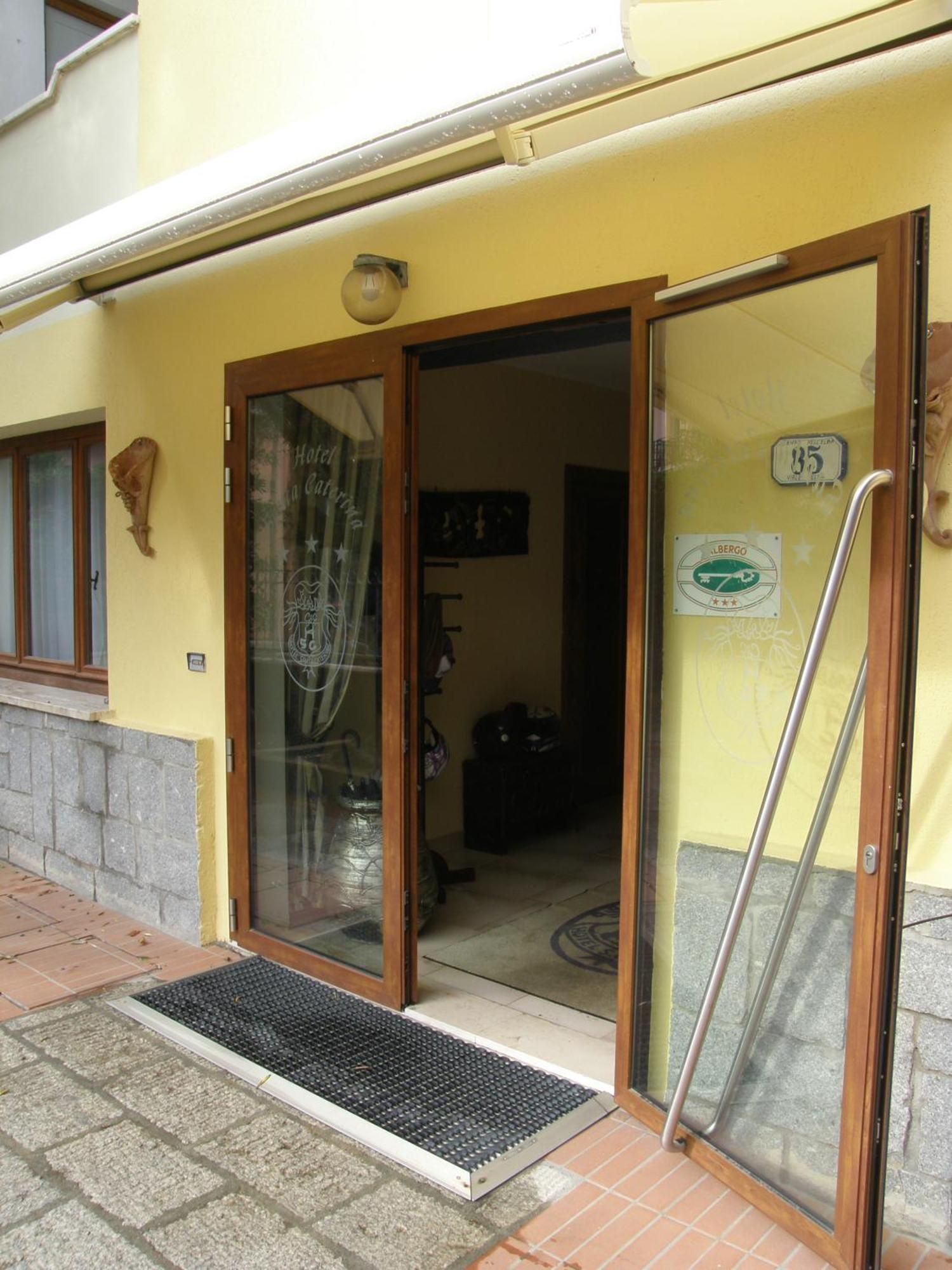 Hotel Santa Caterina มารินา ดิ กัมโป ภายนอก รูปภาพ