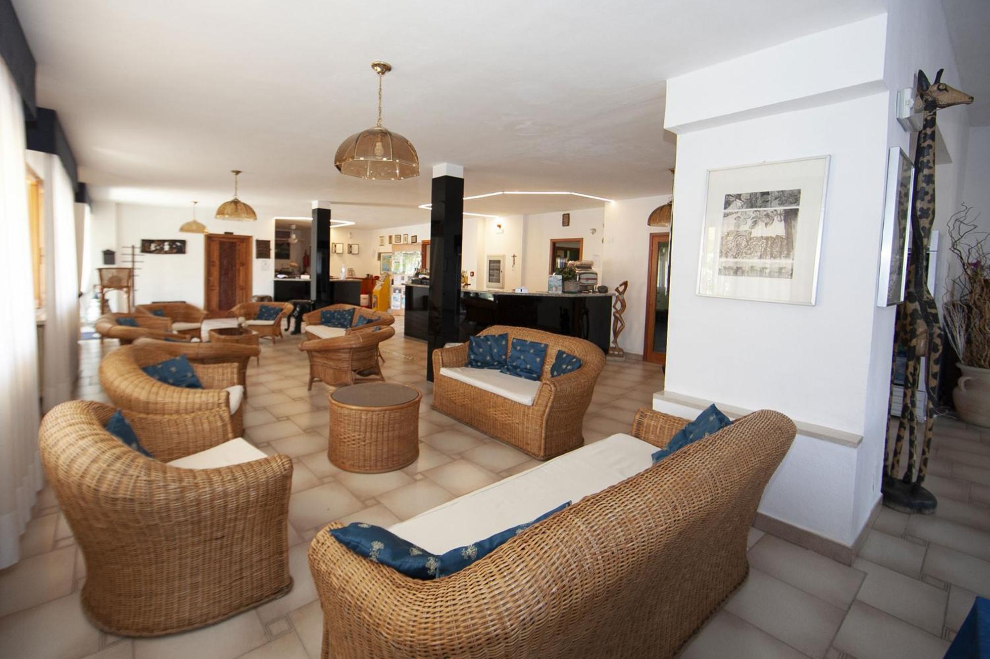 Hotel Santa Caterina มารินา ดิ กัมโป ภายนอก รูปภาพ