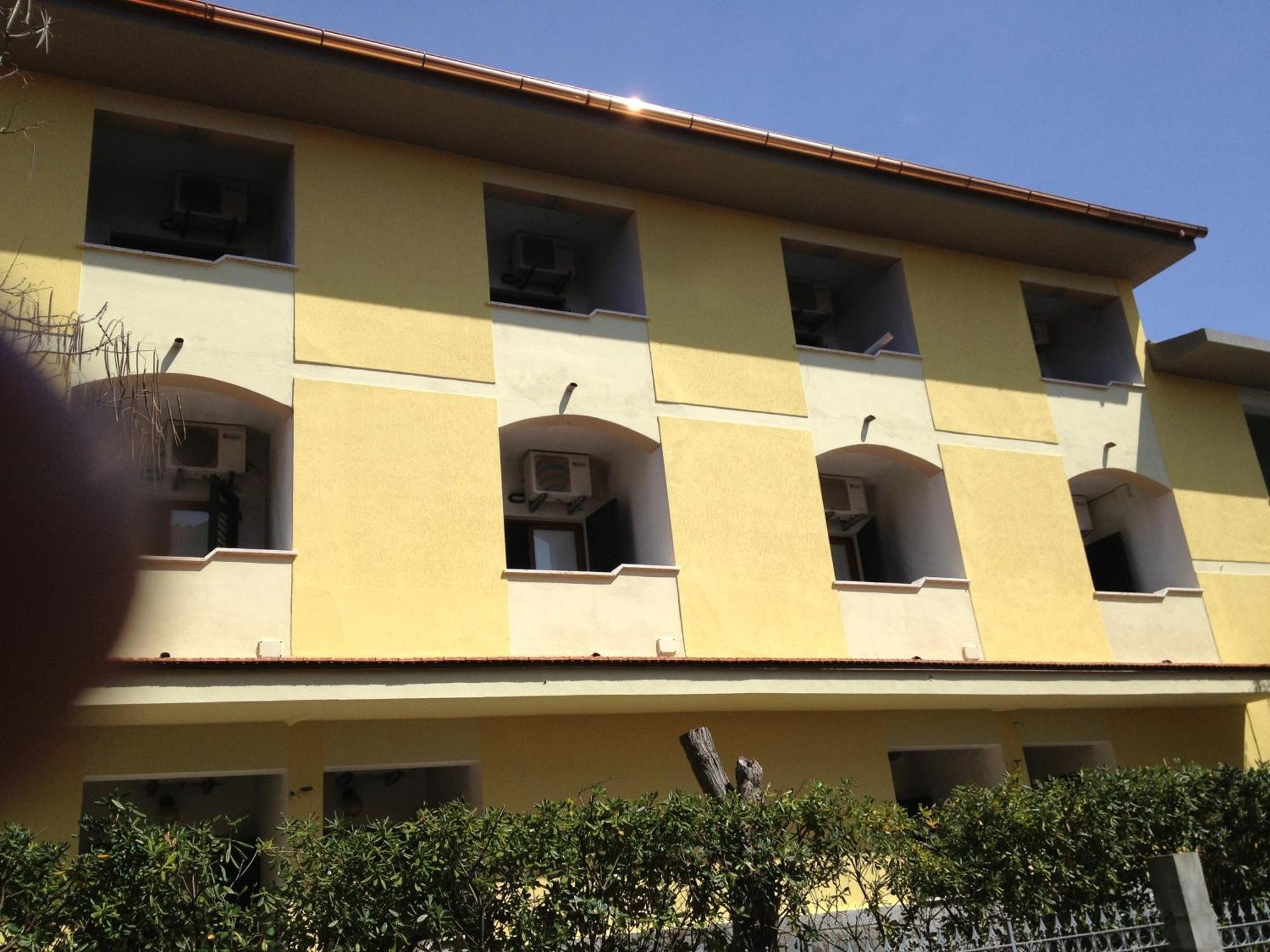 Hotel Santa Caterina มารินา ดิ กัมโป ภายนอก รูปภาพ